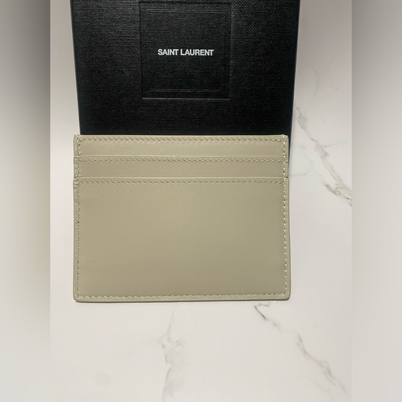SAINT LAURENT LOGO EMBOSSED LEATHER CARD CASE - Picture 2 of 5